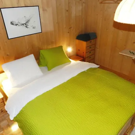Apartment Garbi *